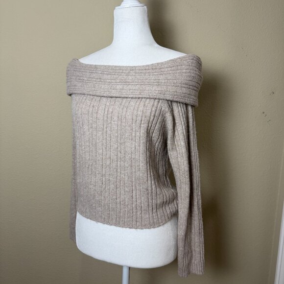 WILD FABLE Super Soft Off Shoulder Sweater Cable Tan color Size Small - Picture 2 of 8